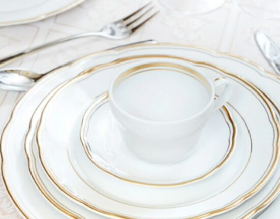 Bone China Porselen Nedir? Dayanıklılığı ve Kalitesi