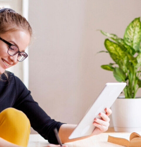 Evde Verimli Ders Çalışmak için 10 Etkili Yöntem