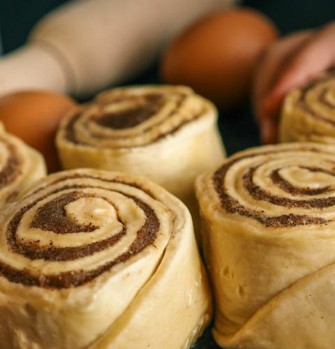 Yumuşak ve Lezzetli Cinnamon Roll Tarifi