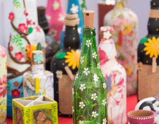 Eğlenceli ve Dekoratif Aktivite Vazonuzu Kendiniz Yapın