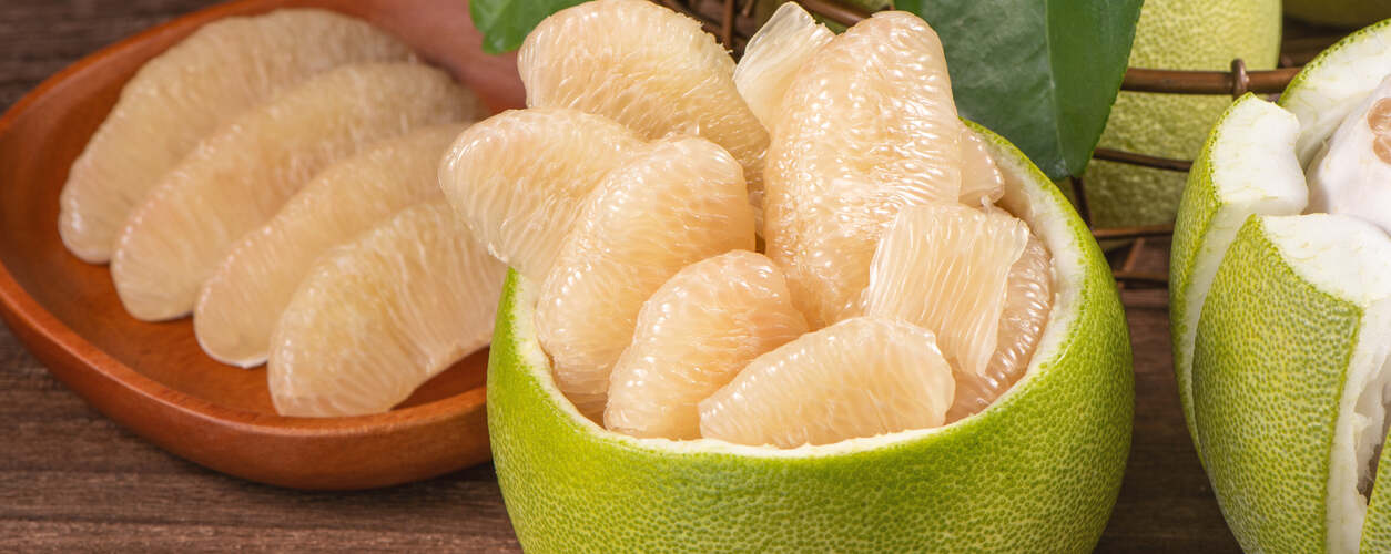 Pomelo Nedir? &Ouml;zellikleri, Faydaları ve Besin Değerleri